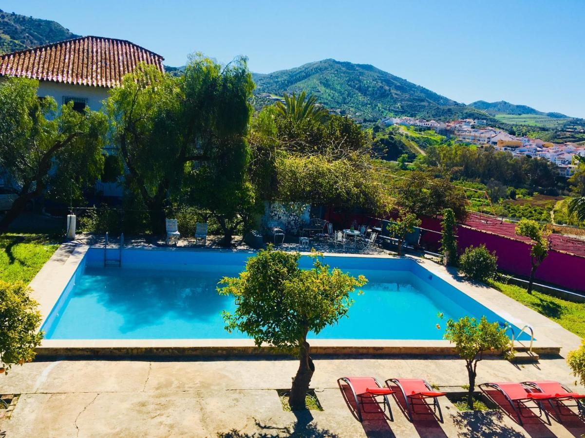 Bohemian Villa - Malaga อะโลรา ภายนอก รูปภาพ